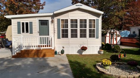 Beautiful 12' wide <b>Park</b> <b>Model</b> Cottage setup and move-in ready on a lake front lot at <b>Oak</b> <b>Shores</b> Campground in Decatur, Michigan. . White oak shores park model for sale